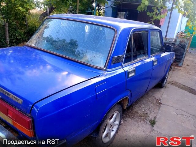 Синий ВАЗ 2107, объемом двигателя 1.5 л и пробегом 165 тыс. км за 550 $, фото 1 на Automoto.ua
