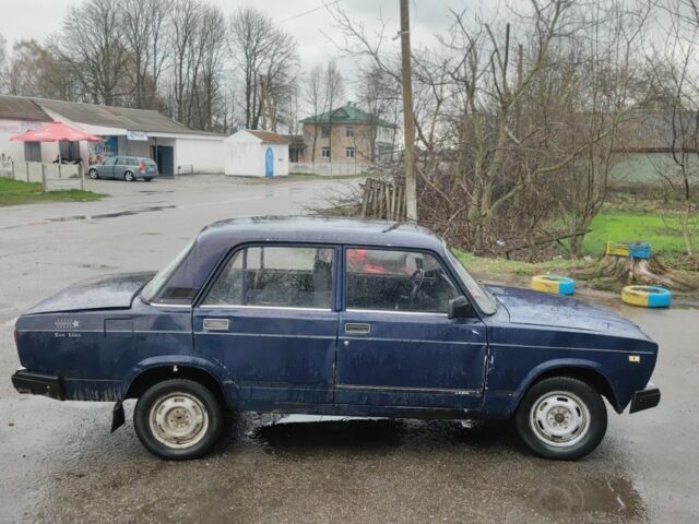 Синий ВАЗ 2107, объемом двигателя 1.5 л и пробегом 95 тыс. км за 239 $, фото 1 на Automoto.ua