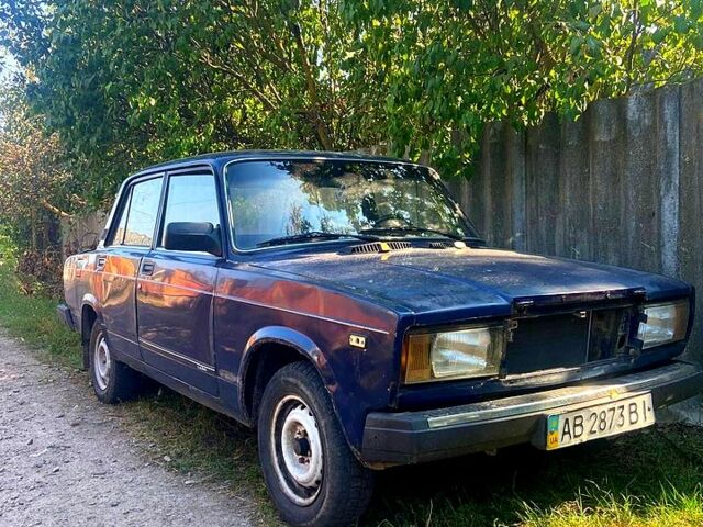 Синий ВАЗ 2107, объемом двигателя 15 л и пробегом 94 тыс. км за 400 $, фото 1 на Automoto.ua