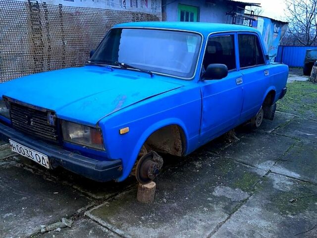 Синий ВАЗ 2107, объемом двигателя 1.5 л и пробегом 250 тыс. км за 100 $, фото 1 на Automoto.ua