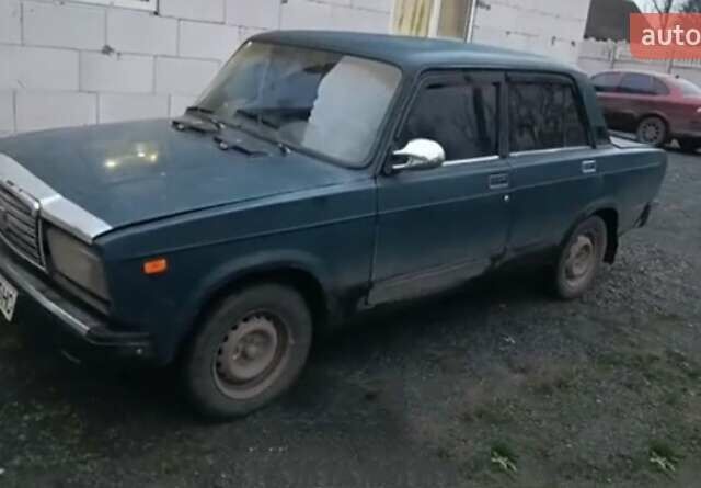 Синій ВАЗ 2107, об'ємом двигуна 1.45 л та пробігом 200 тис. км за 650 $, фото 1 на Automoto.ua