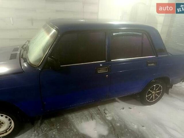 Синий ВАЗ 2107, объемом двигателя 1.6 л и пробегом 57 тыс. км за 699 $, фото 1 на Automoto.ua