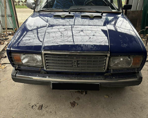 Синий ВАЗ 2107, объемом двигателя 1.45 л и пробегом 74 тыс. км за 1300 $, фото 1 на Automoto.ua