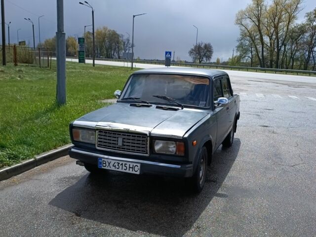Синий ВАЗ 2107, объемом двигателя 1.5 л и пробегом 70 тыс. км за 674 $, фото 1 на Automoto.ua