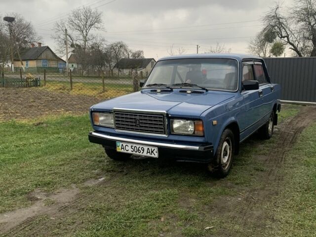 Синий ВАЗ 2107, объемом двигателя 1.5 л и пробегом 250 тыс. км за 650 $, фото 1 на Automoto.ua