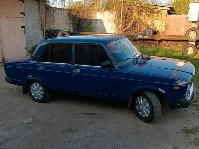 Синий ВАЗ 2107, объемом двигателя 1.5 л и пробегом 165 тыс. км за 1486 $, фото 1 на Automoto.ua