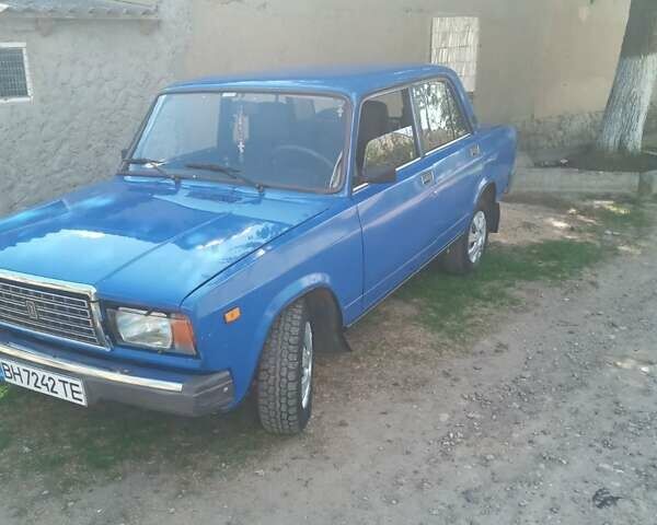 Синий ВАЗ 2107, объемом двигателя 1.45 л и пробегом 819 тыс. км за 1950 $, фото 1 на Automoto.ua