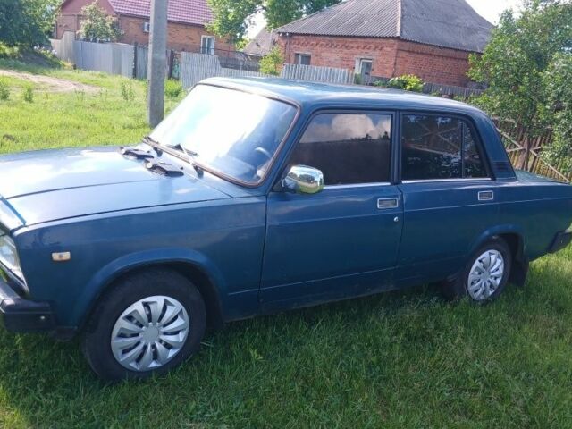 Синий ВАЗ 2107, объемом двигателя 1.5 л и пробегом 65 тыс. км за 1000 $, фото 1 на Automoto.ua
