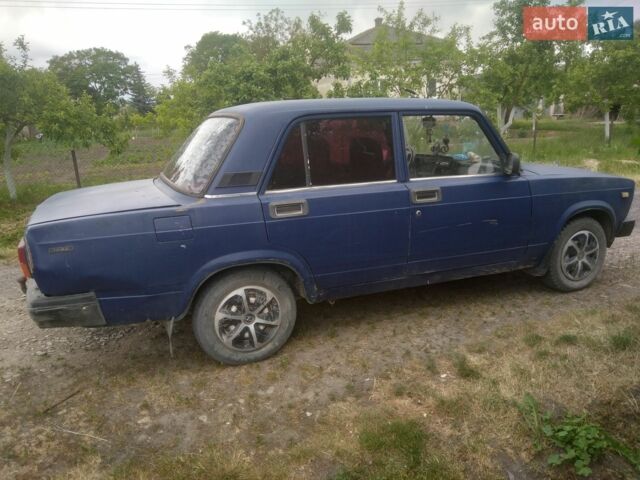 Синий ВАЗ 2107, объемом двигателя 0 л и пробегом 100 тыс. км за 500 $, фото 1 на Automoto.ua