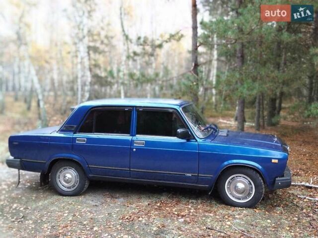 Синий ВАЗ 2107, объемом двигателя 1.45 л и пробегом 86 тыс. км за 1650 $, фото 1 на Automoto.ua