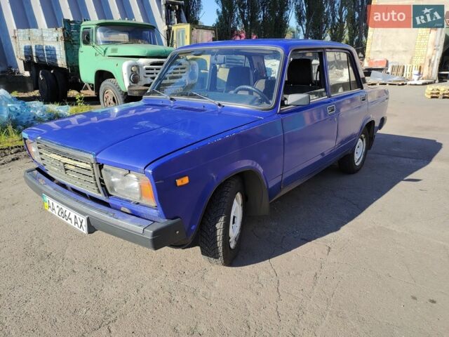 Синий ВАЗ 2107, объемом двигателя 1.45 л и пробегом 105 тыс. км за 1100 $, фото 1 на Automoto.ua