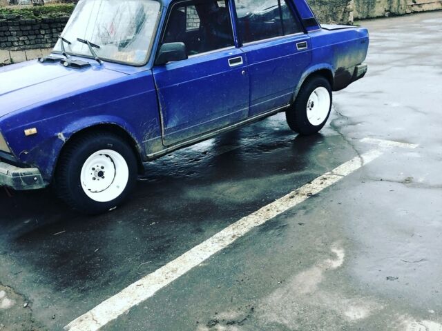 Синий ВАЗ 2107, объемом двигателя 0 л и пробегом 350 тыс. км за 650 $, фото 1 на Automoto.ua
