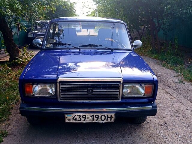 ВАЗ 2107 2001 в Кропивницком (Кировограде) на Automoto.ua Синий ВАЗ 2107, объемом двигателя 1.5 л и пробегом 0 тыс. км за 850 $, фото 1 на Automoto.ua