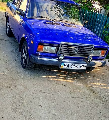 Синий ВАЗ 2107, объемом двигателя 1.5 л и пробегом 0 тыс. км за 950 $, фото 1 на Automoto.ua