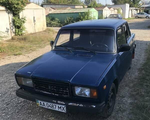 Синий ВАЗ 2107, объемом двигателя 1.45 л и пробегом 90 тыс. км за 500 $, фото 1 на Automoto.ua