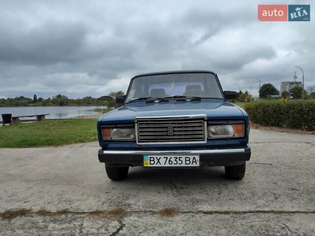 Синий ВАЗ 2107, объемом двигателя 1.45 л и пробегом 35 тыс. км за 1150 $, фото 1 на Automoto.ua