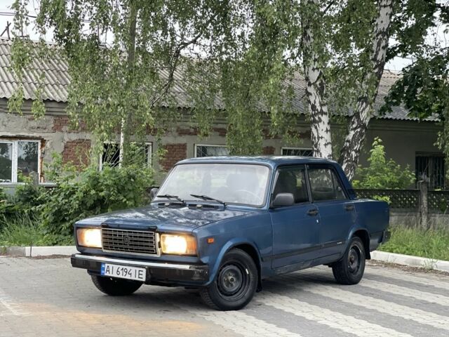 Синий ВАЗ 2107, объемом двигателя 1.5 л и пробегом 99 тыс. км за 700 $, фото 1 на Automoto.ua