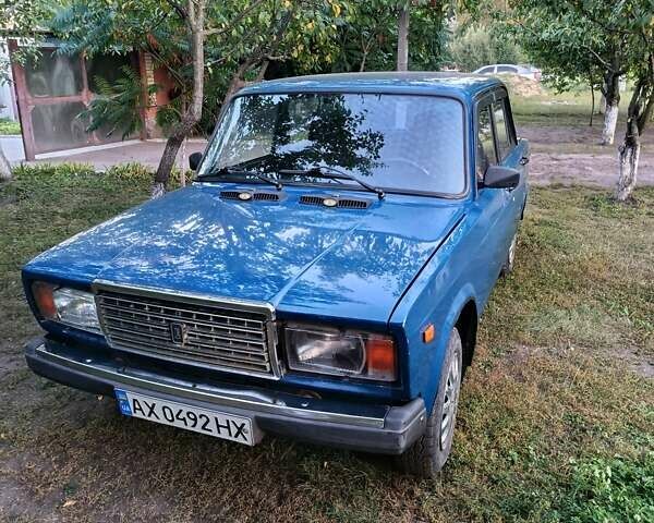 Синий ВАЗ 2107, объемом двигателя 1.45 л и пробегом 66 тыс. км за 1150 $, фото 1 на Automoto.ua