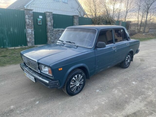 Синий ВАЗ 2107, объемом двигателя 1.6 л и пробегом 240 тыс. км за 850 $, фото 1 на Automoto.ua