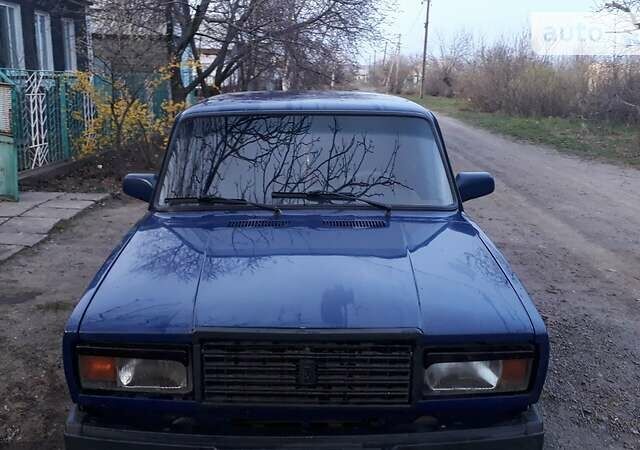 Синий ВАЗ 2107, объемом двигателя 1.6 л и пробегом 100 тыс. км за 1300 $, фото 1 на Automoto.ua