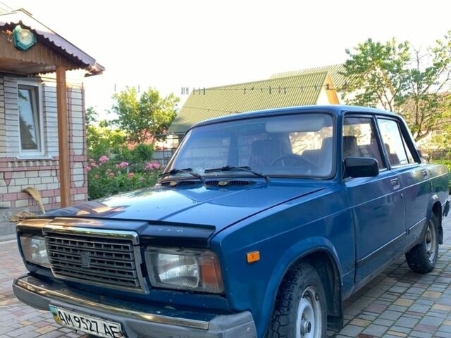 Синий ВАЗ 2107, объемом двигателя 1.6 л и пробегом 191 тыс. км за 895 $, фото 1 на Automoto.ua