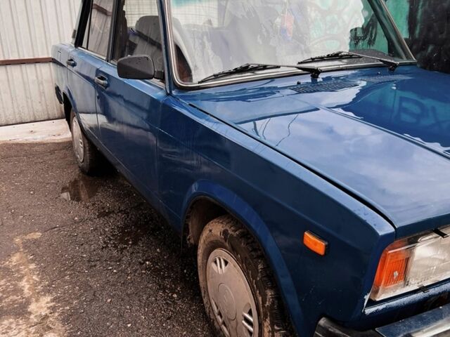 Синий ВАЗ 2107, объемом двигателя 1.57 л и пробегом 61 тыс. км за 1400 $, фото 1 на Automoto.ua