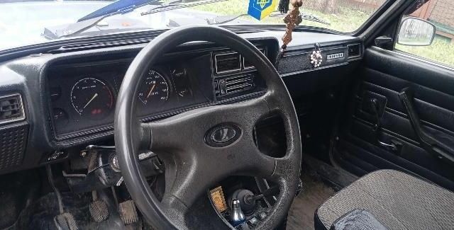 Синий ВАЗ 2107, объемом двигателя 1.5 л и пробегом 57 тыс. км за 777 $, фото 1 на Automoto.ua