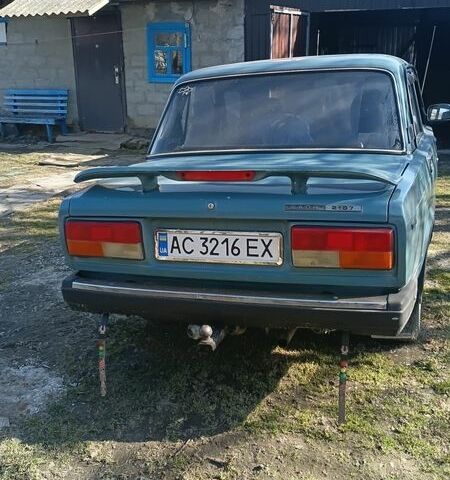 Синий ВАЗ 2107, объемом двигателя 1.57 л и пробегом 100 тыс. км за 1000 $, фото 1 на Automoto.ua