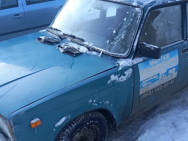Синий ВАЗ 2107, объемом двигателя 0 л и пробегом 100 тыс. км за 800 $, фото 1 на Automoto.ua