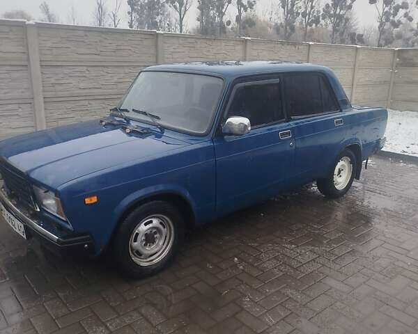 Синий ВАЗ 2107, объемом двигателя 1.57 л и пробегом 153 тыс. км за 1350 $, фото 1 на Automoto.ua