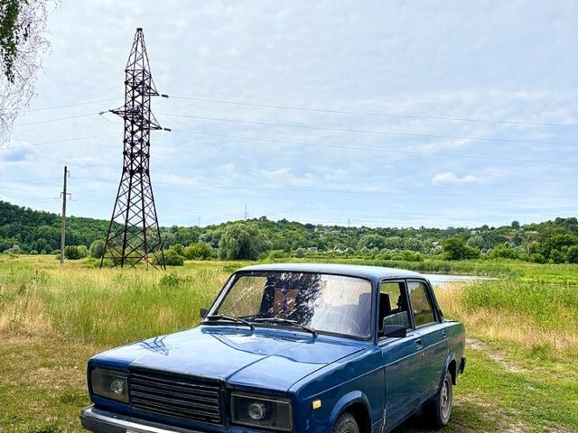 Синий ВАЗ 2107, объемом двигателя 1.6 л и пробегом 144 тыс. км за 500 $, фото 1 на Automoto.ua
