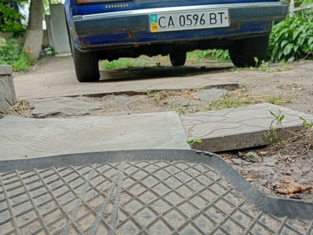 Синий ВАЗ 2107, объемом двигателя 1.6 л и пробегом 1 тыс. км за 650 $, фото 1 на Automoto.ua