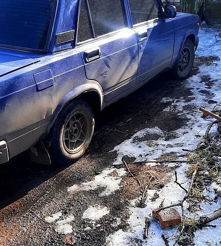 Синій ВАЗ 2107, об'ємом двигуна 1.5 л та пробігом 112 тис. км за 1350 $, фото 1 на Automoto.ua