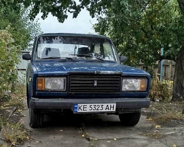 Синий ВАЗ 2107, объемом двигателя 1.45 л и пробегом 350 тыс. км за 1200 $, фото 1 на Automoto.ua