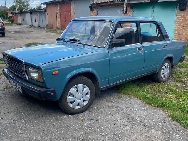 Синий ВАЗ 2107, объемом двигателя 1.45 л и пробегом 44 тыс. км за 1800 $, фото 1 на Automoto.ua