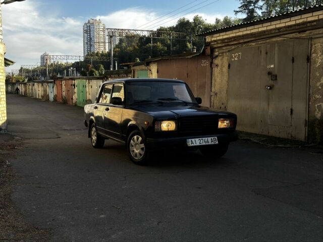 Синий ВАЗ 2107, объемом двигателя 1.5 л и пробегом 65 тыс. км за 650 $, фото 1 на Automoto.ua