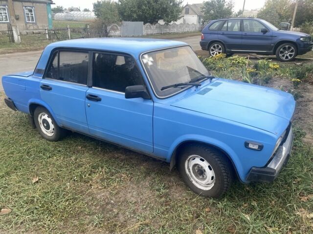 Синій ВАЗ 2107, об'ємом двигуна 1.5 л та пробігом 200 тис. км за 1079 $, фото 1 на Automoto.ua