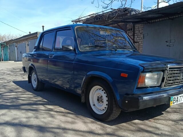 Синий ВАЗ 2107, объемом двигателя 1.5 л и пробегом 150 тыс. км за 795 $, фото 1 на Automoto.ua