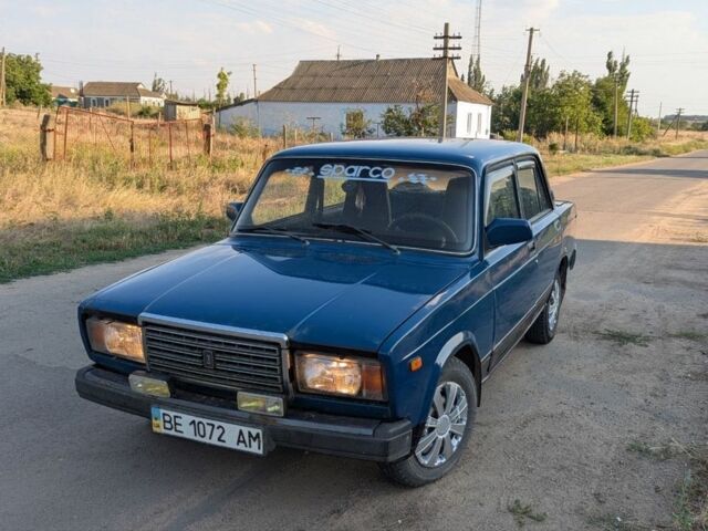 Синий ВАЗ 2107, объемом двигателя 1.5 л и пробегом 188 тыс. км за 854 $, фото 1 на Automoto.ua