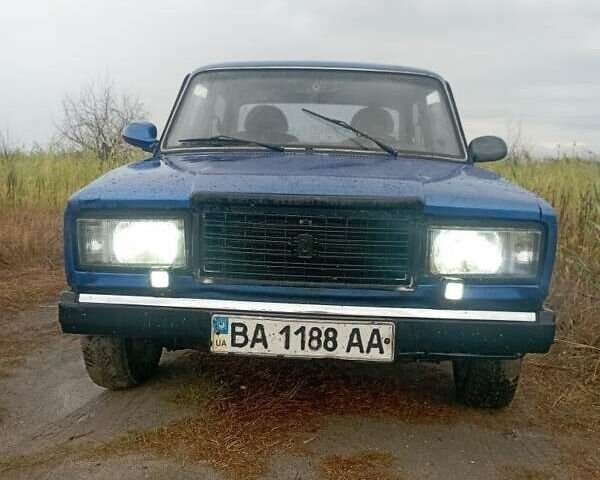 Синій ВАЗ 2107, об'ємом двигуна 1.5 л та пробігом 100 тис. км за 600 $, фото 1 на Automoto.ua