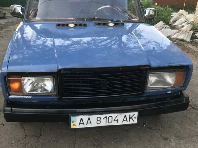 Синий ВАЗ 2107, объемом двигателя 1.5 л и пробегом 200 тыс. км за 579 $, фото 1 на Automoto.ua
