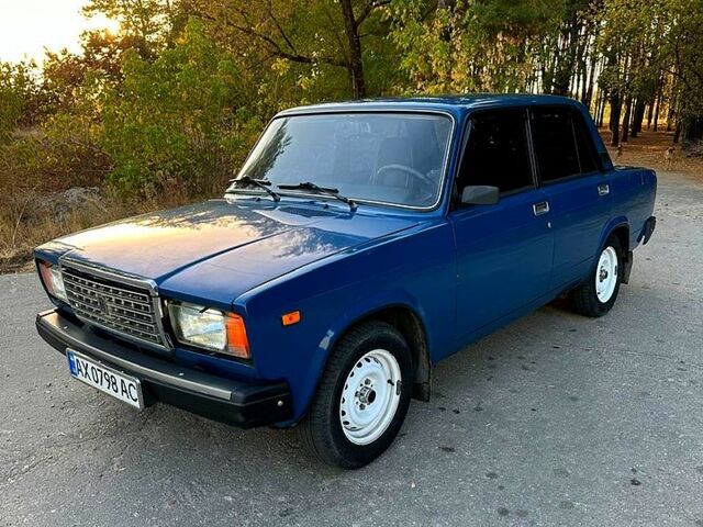 Синий ВАЗ 2107, объемом двигателя 1.5 л и пробегом 0 тыс. км за 2000 $, фото 1 на Automoto.ua