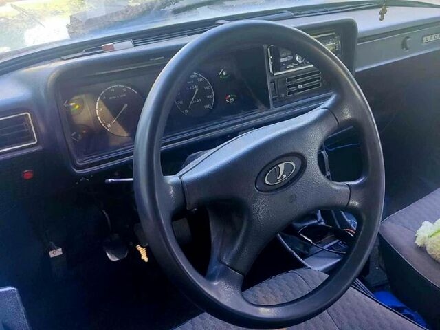 Синий ВАЗ 2107, объемом двигателя 1.5 л и пробегом 100 тыс. км за 700 $, фото 1 на Automoto.ua