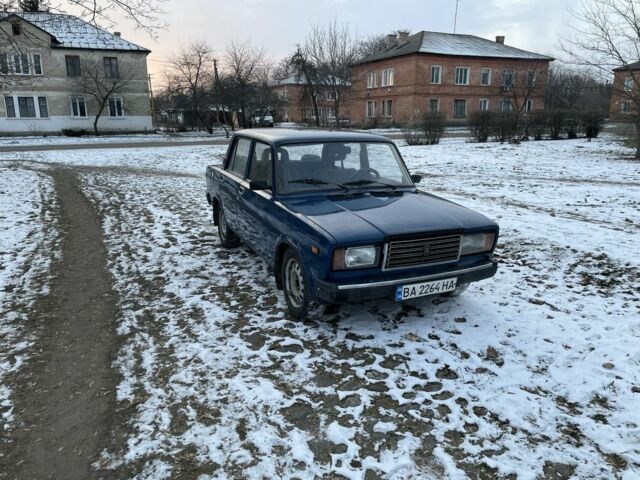 Синій ВАЗ 2107, об'ємом двигуна 1.5 л та пробігом 250 тис. км за 900 $, фото 1 на Automoto.ua