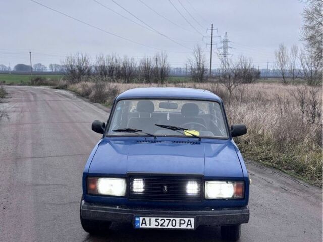 Синий ВАЗ 2107, объемом двигателя 1.5 л и пробегом 1000 тыс. км за 700 $, фото 1 на Automoto.ua