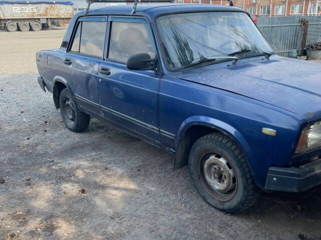Синий ВАЗ 2107, объемом двигателя 1.5 л и пробегом 250 тыс. км за 550 $, фото 1 на Automoto.ua