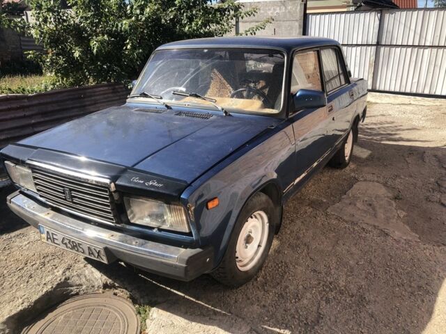 Синий ВАЗ 2107, объемом двигателя 1 л и пробегом 194 тыс. км за 500 $, фото 1 на Automoto.ua
