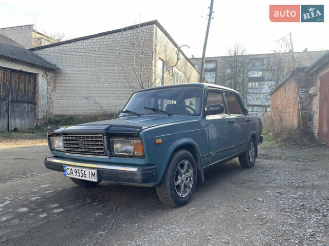 Синий ВАЗ 2107, объемом двигателя 1.5 л и пробегом 144 тыс. км за 1250 $, фото 1 на Automoto.ua