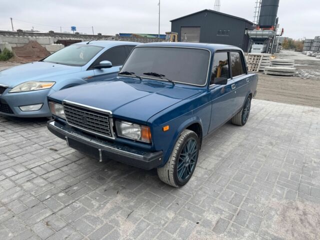 Синий ВАЗ 2107, объемом двигателя 1.5 л и пробегом 800 тыс. км за 2502 $, фото 1 на Automoto.ua