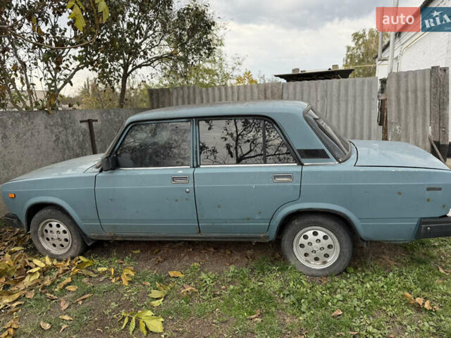 Синий ВАЗ 2107, объемом двигателя 1.45 л и пробегом 96 тыс. км за 1200 $, фото 1 на Automoto.ua